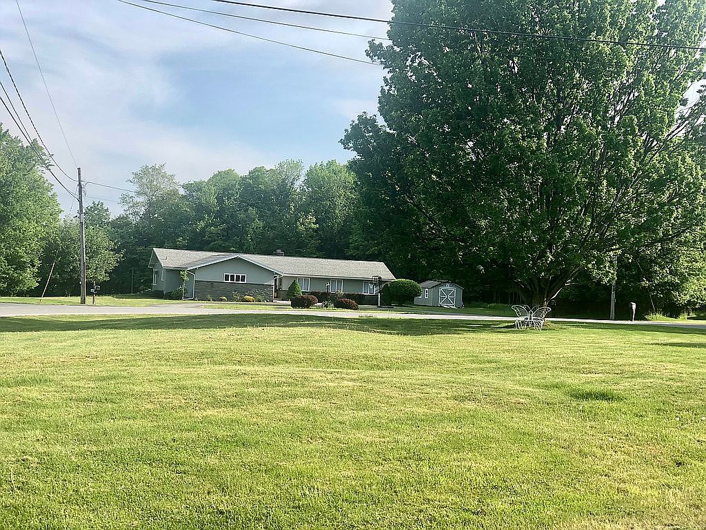 28 Upper Woods Rd, New Hartford, NY 13413 Zillow