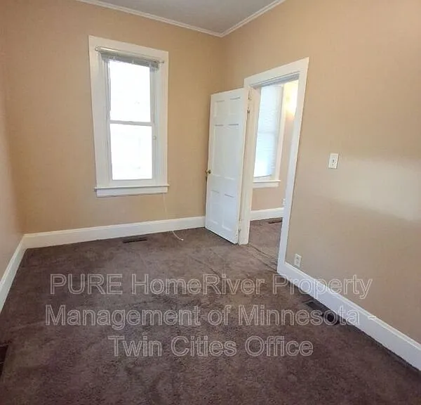 987 Churchill St #1 — Photo 6