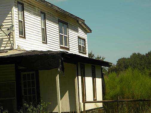 2nd image of 6028 NE Thomas Dr