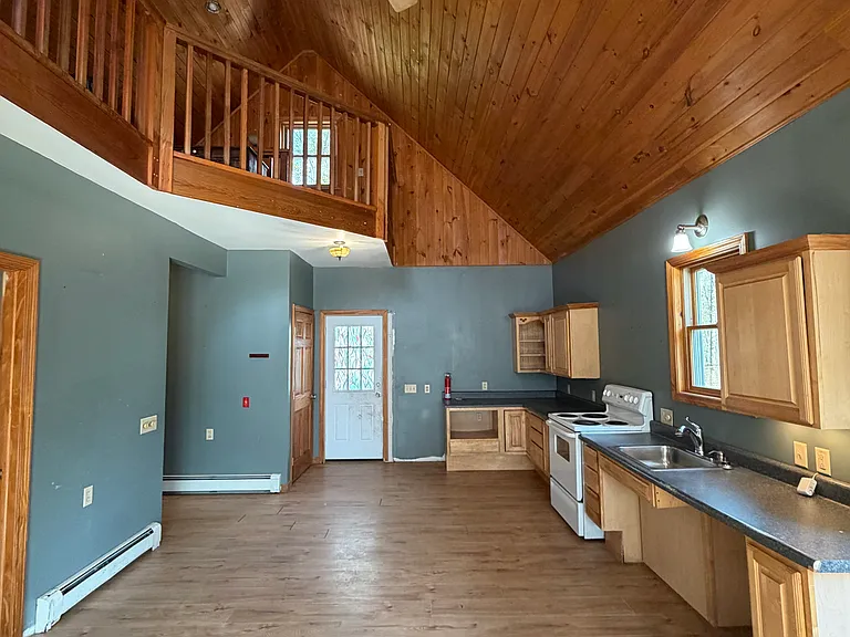 191 Farrell Rd — Photo 14