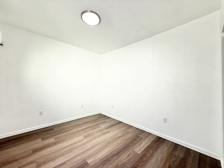 37228 Cedar Blvd #B — Photo 12