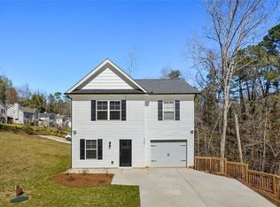 5280 Chrysler Dr, Cumming, GA 30041