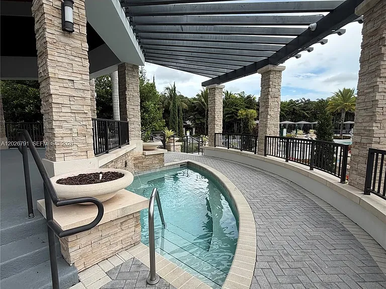 8960 NW 97th Ave #216 — Photo 9