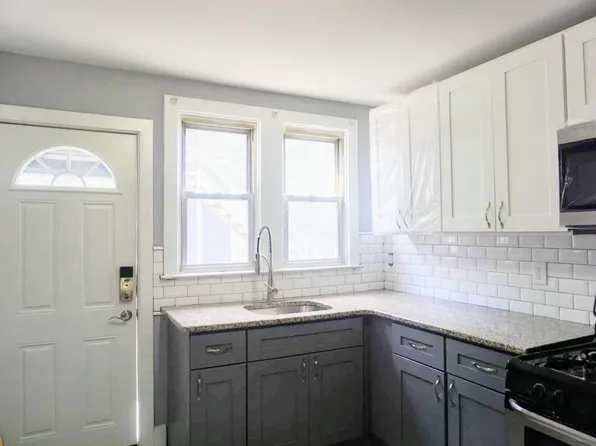 98 Upland Ter #1, Darby, PA 19023