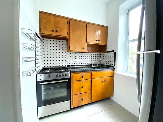 Rented by Compass | media 5