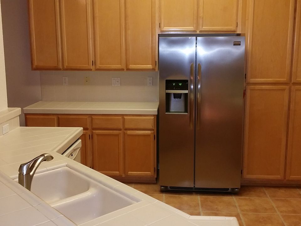 2nd image of 1021 Saint Andrews Dr
