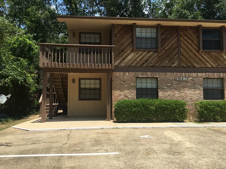 2081 Sandcastle Dr #A — Photo 1