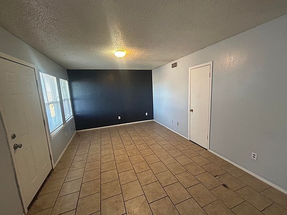 5th image of 100 Pecos Pl