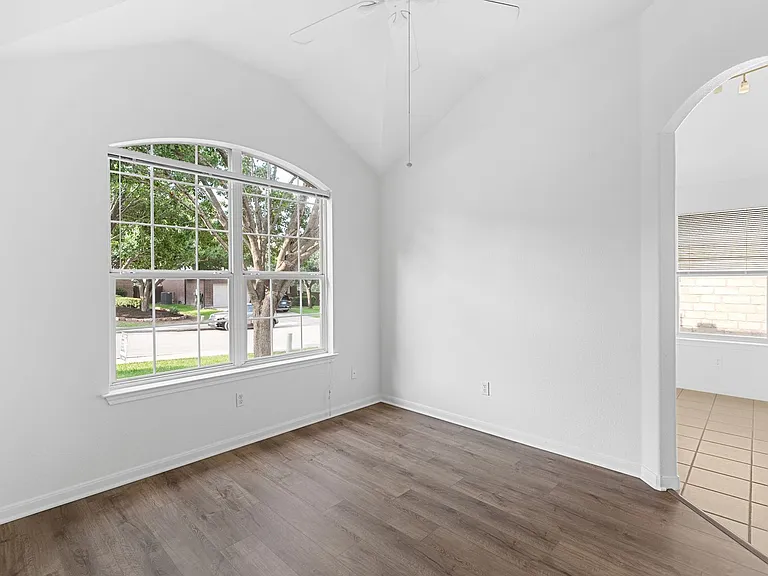 2305 Boulder Run — Photo 7