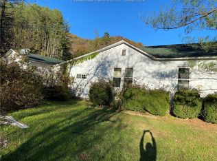 818 Mud River Rd, Danville, WV 25053