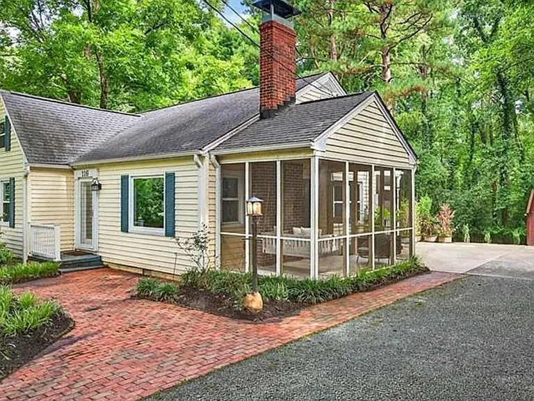 116 Sunset Dr — Photo 2