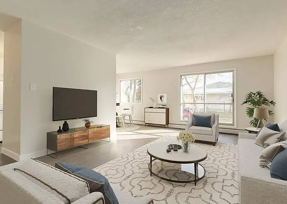 33 Grand Dr