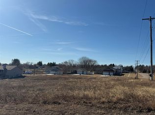 315 Cottonwood St, Bennet, NE 68317