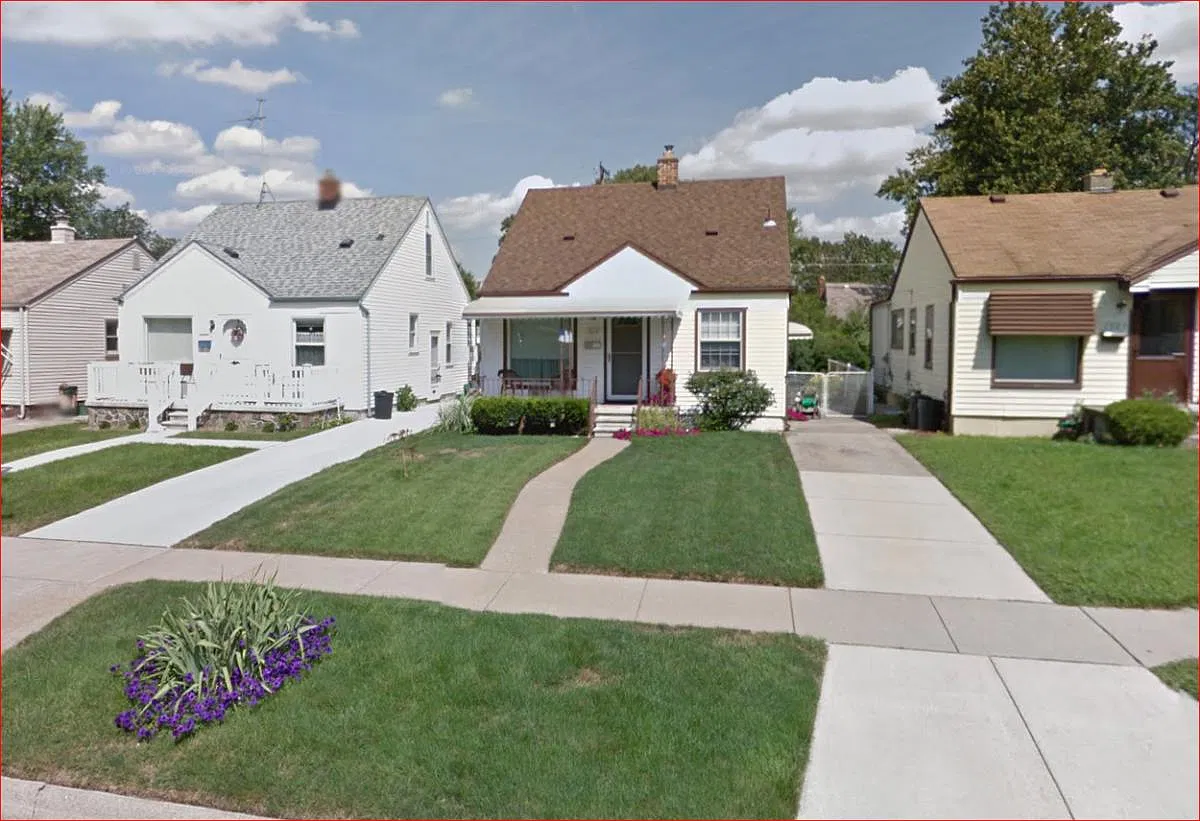 3 bed, 1000 sqft, $1,600 — Photo 1