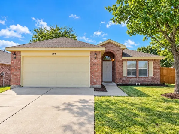 800 Castlewick Ct, Arlington, TX 76018