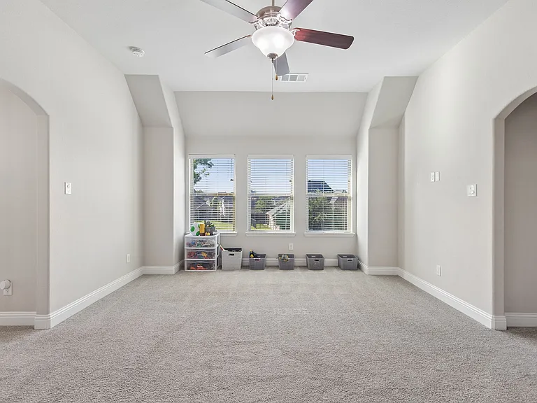 7909 Bonham Cv — Photo 28