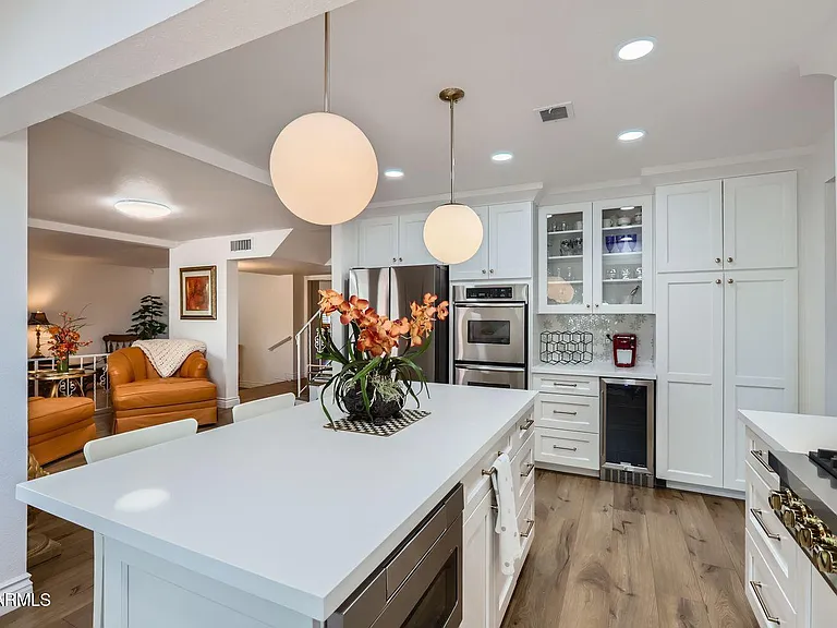 1305 E Steamboat Bend Dr — Photo 13