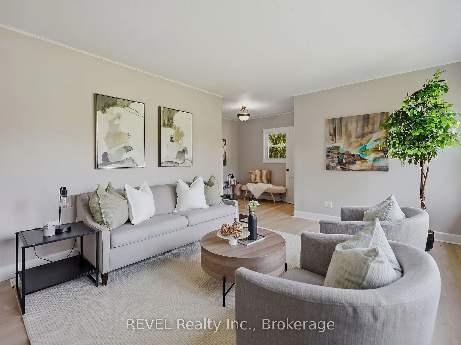 2 bed, $2,500 — Photo 4