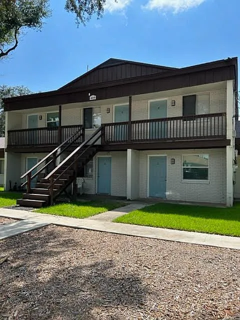 Unit Photo - 406 Corvet St E #408