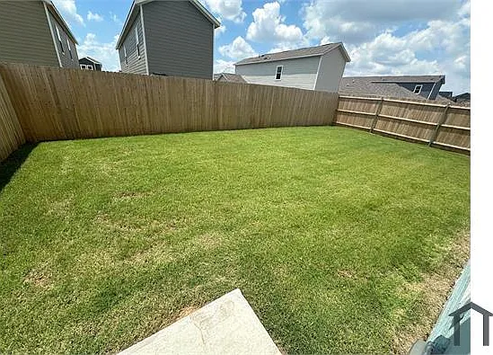 1420 Silver Oak Ln — Photo 21