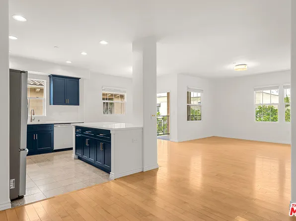 13080 Pacific Promenade APT 401, Playa Vista, CA 90094