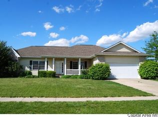 307 Eagle Rdg, Chatham, IL 62629