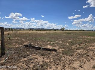 25650 N Trinity Ranch Rd, Paulden, AZ 86334