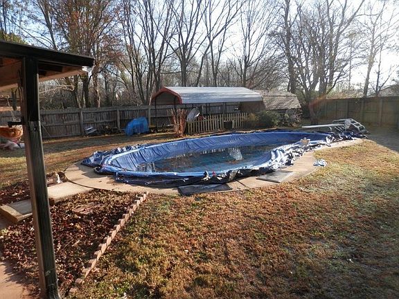 2nd image of 2705 Highland Dr
