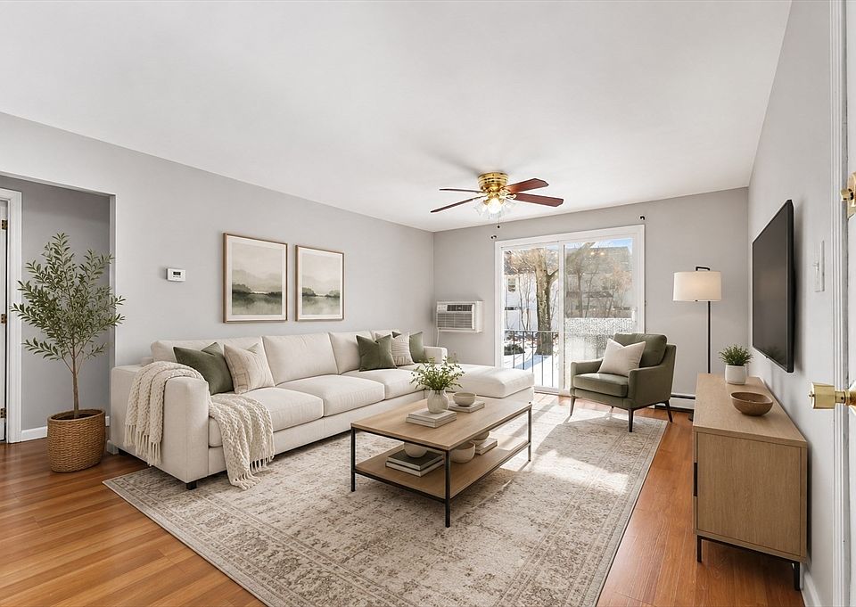 1st image of 82 Boylston Ln APT 21