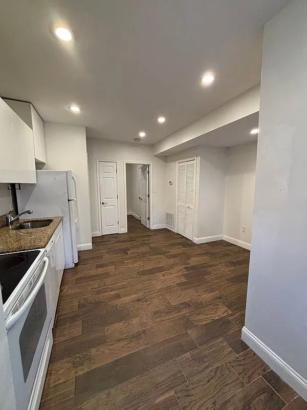 1 bed, 1.0 bath, 750 sqft, $1,800 — Photo 4