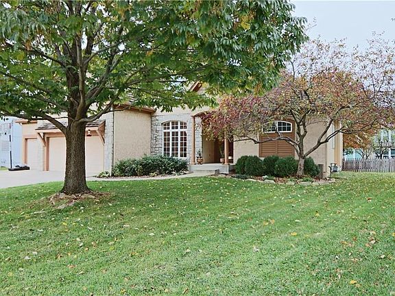Sprinkler system and fenced yard.