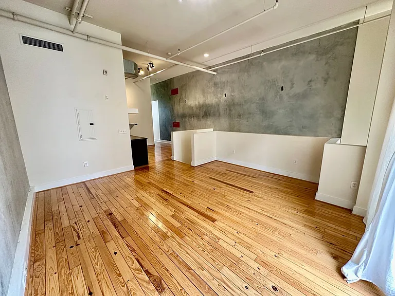 2226 1st Ave S #203 — Photo 4