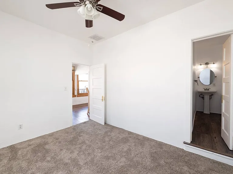 208 W San Francisco St — Photo 10