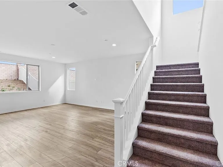 34036 Burcham Ln — Photo 16