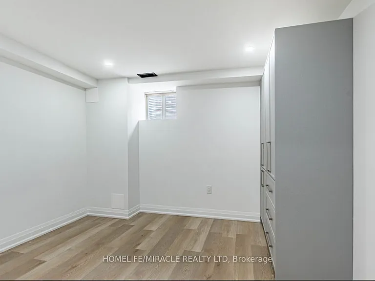 7 Bushwood Trl — Photo 9