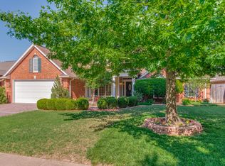 205 Deerhurst Dr, Norman, OK 73072