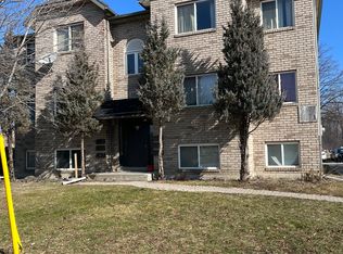 1820 Daytona Ave, Windsor, ON N9B3V7