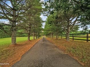 1541 Clear Creek Rd, Crossville, TN 38571