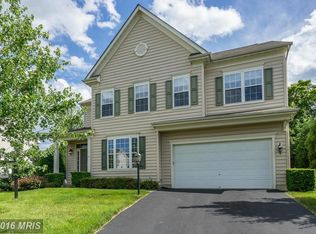 113 Madison Ridge Ln, Herndon, VA 20170