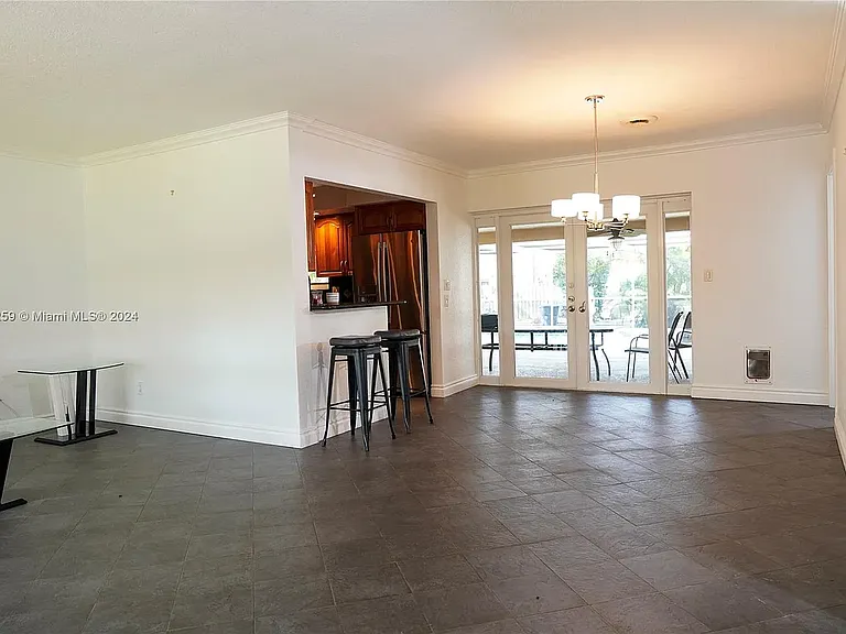 4205 McKinley St — Photo 18