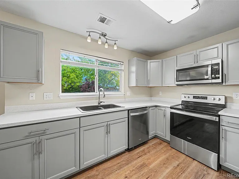 21637 E Crestline Dr — Photo 5