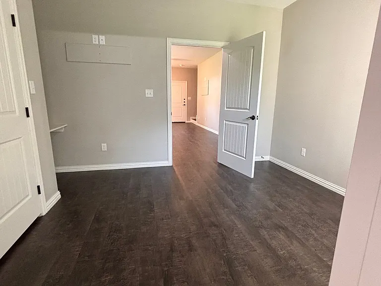1136 W Shirley St #102 — Photo 9