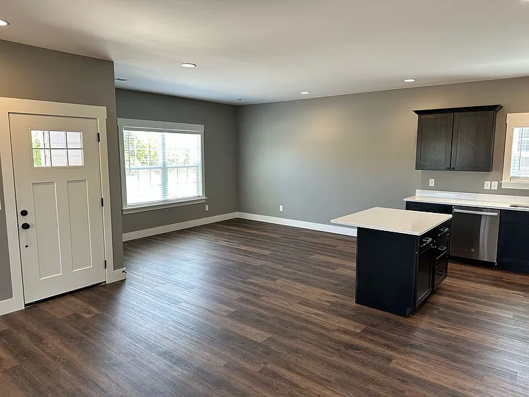 350 Johnson Rd — Photo 11