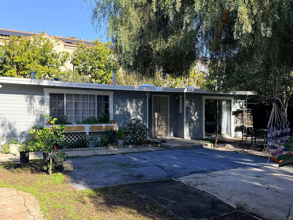 1st image of 2685 Los Feliz Dr