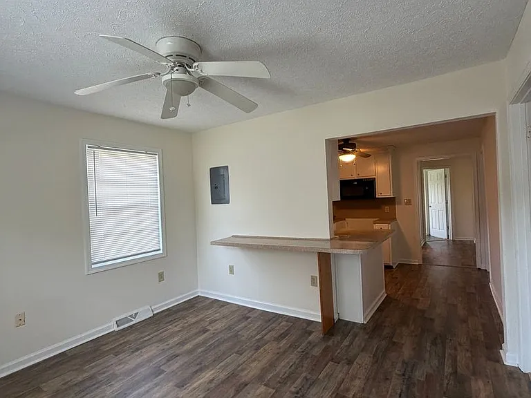 3009 Joy Cir — Photo 1