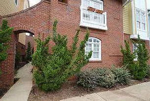 2252 Lyndhurst Ave Photo 1