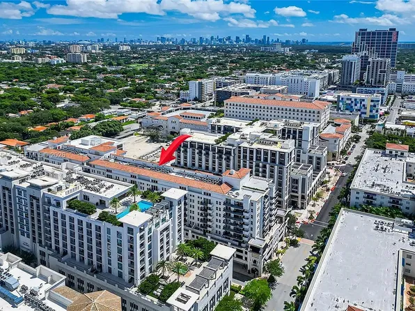 4100 Salzedo St APT 919, Coral Gables, FL 33146