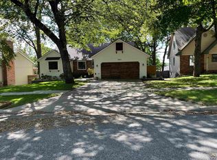 3621 SW Summerwood Rd, Topeka, KS 66614