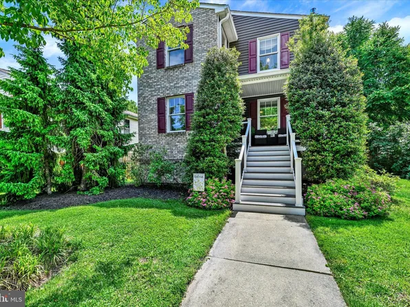 7707 West Dr, Glen Burnie, MD 21060