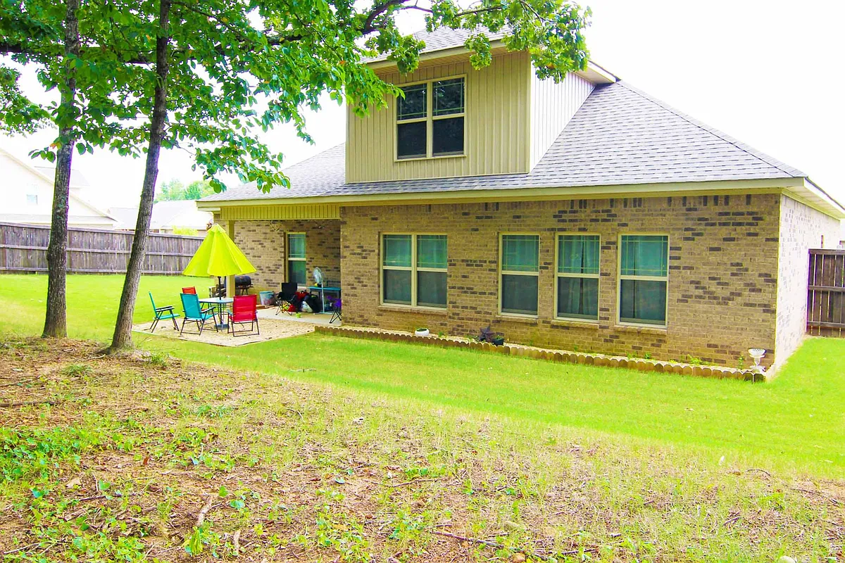 Building Photo - 107 Heritage Brook Dr NW